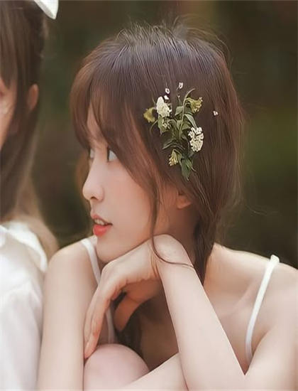 深度探索：中年被裁我娶了娇媚老板娘的叙事技巧与导演风格——一次全面的艺术分析